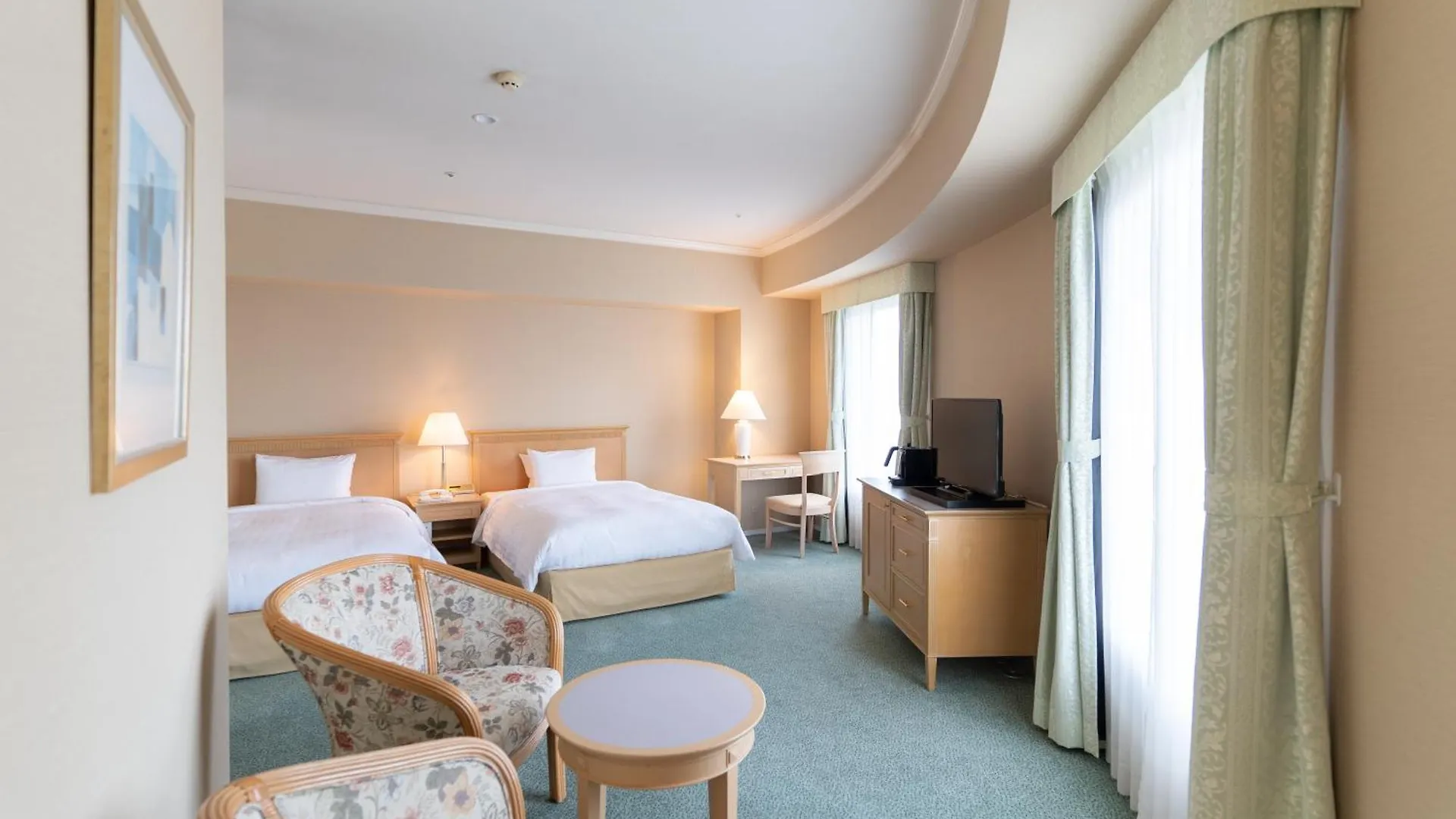 Authent Hotel Otaru 4*,  Japan