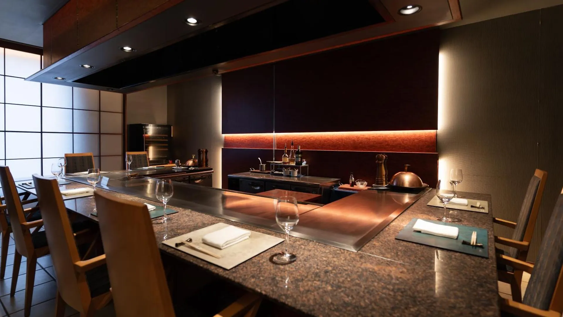 Authent Hotel Otaru 4*,  Japan